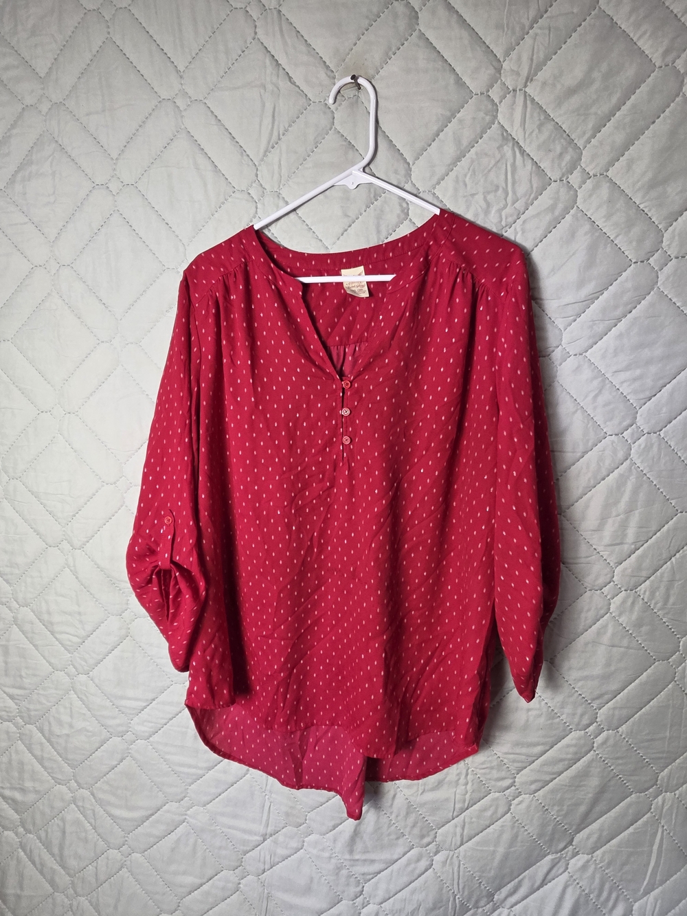 Faded Glory Red Polka Dot V-Neck Blouse